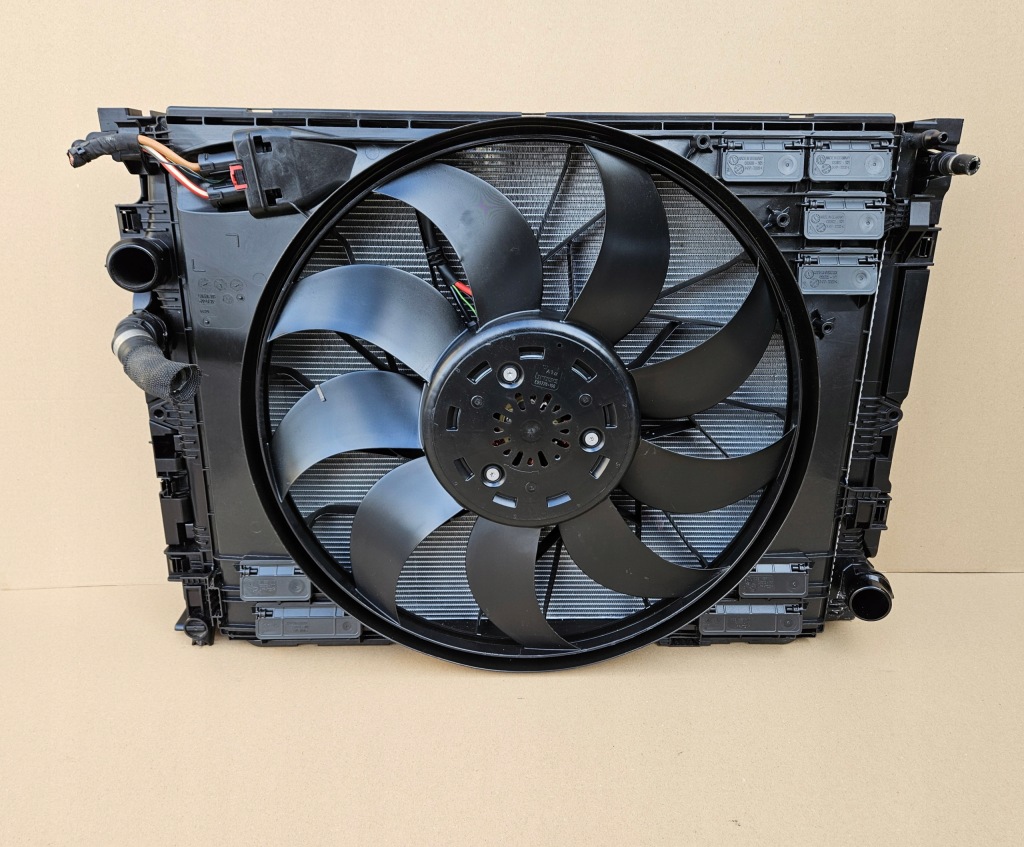 Купити Комплект радіатор mercedes sl r232 43 amg mercedes amg gt c192