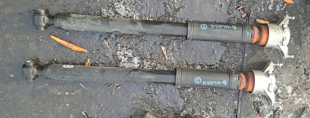 фото №1, Mercedes b-klasa w246 15r амортизатор задня a2043260598