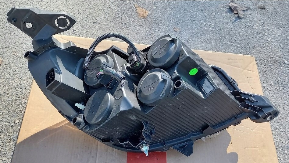 фото №6, Emu фара лампа peugeot 208 ii 2 19- левый