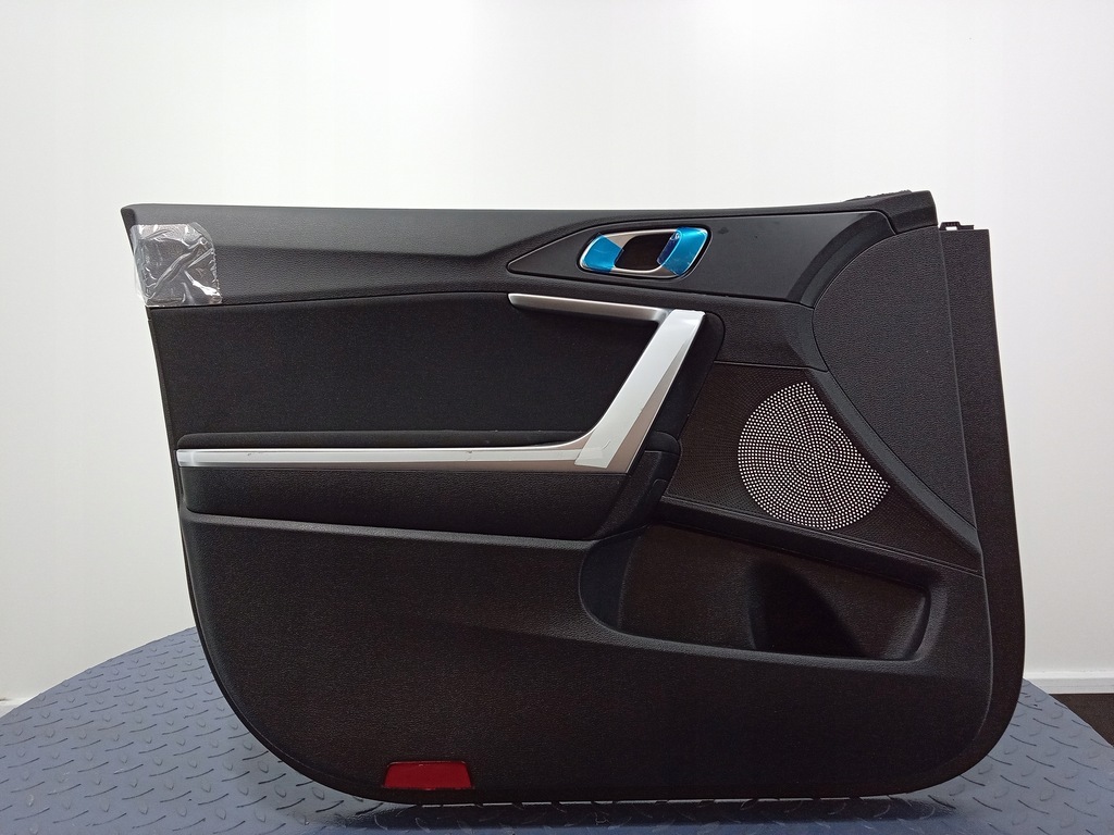 фото №1, Kia ceed iii lift 21- обивка дверь перед левая