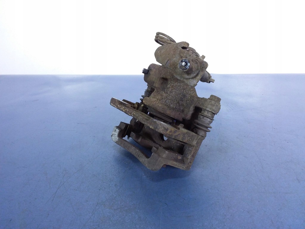 фото №6, Honda civic viii ufo суппорт скоба задняя правый