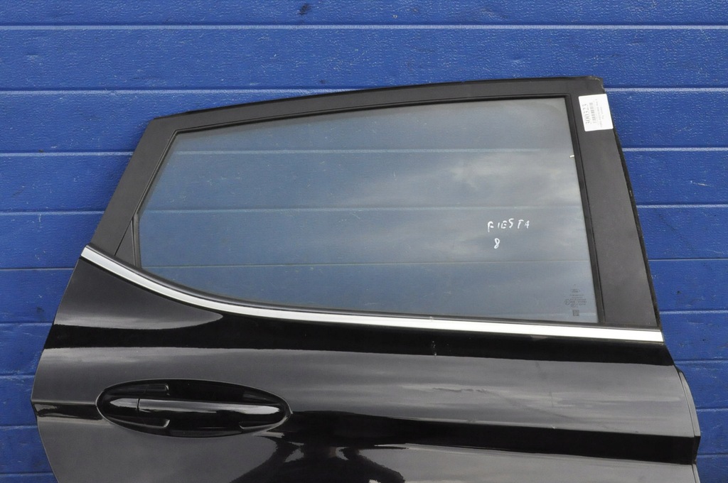 фото №8, Ford fiesta mk8 дверь правый правое задняя задние