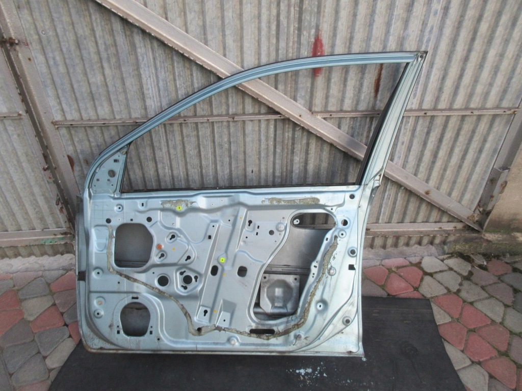 фото №6, Honda civic vii 5d hb 1.4 16v 90 km g502m дверь перед правое