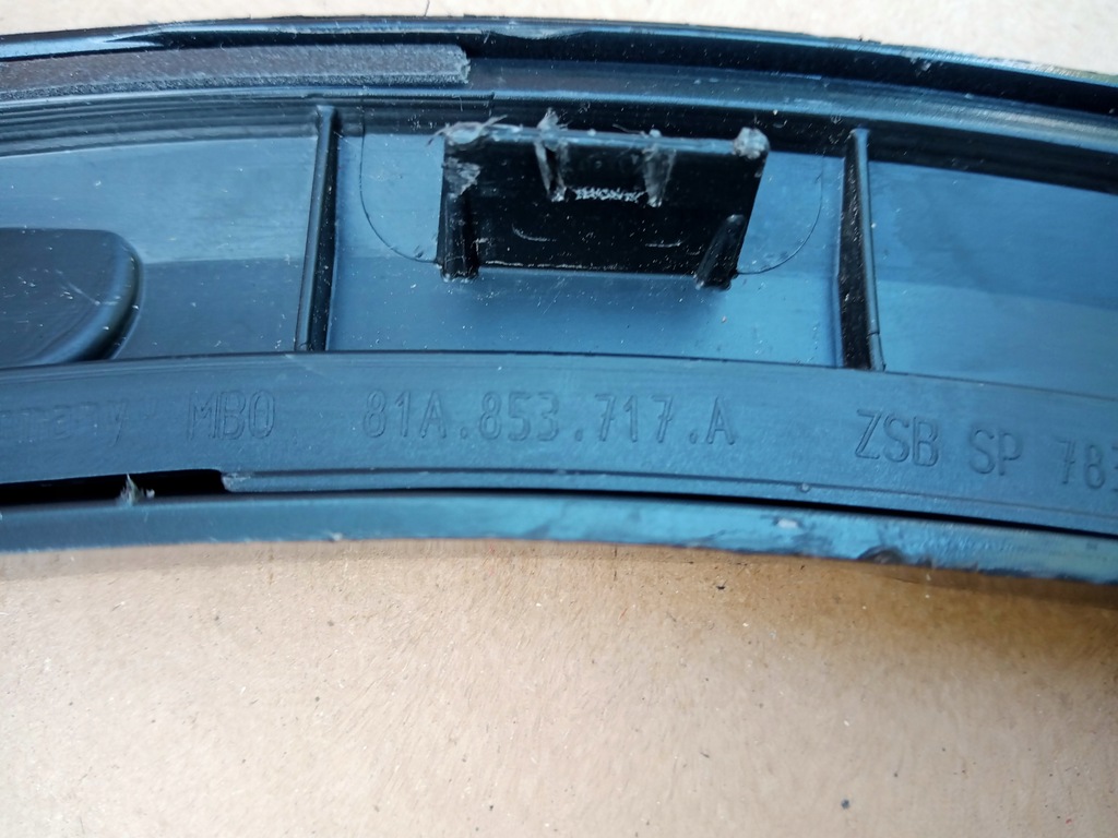 фото №8, Audi q2 левая молдинг крыла перед 81a853717a