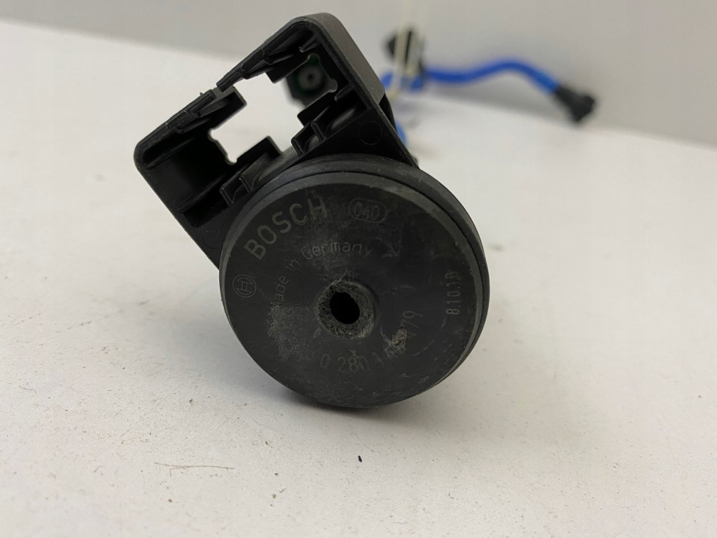 фото №5, Mclaren mp4 12c шланг вентиляции evap клапан