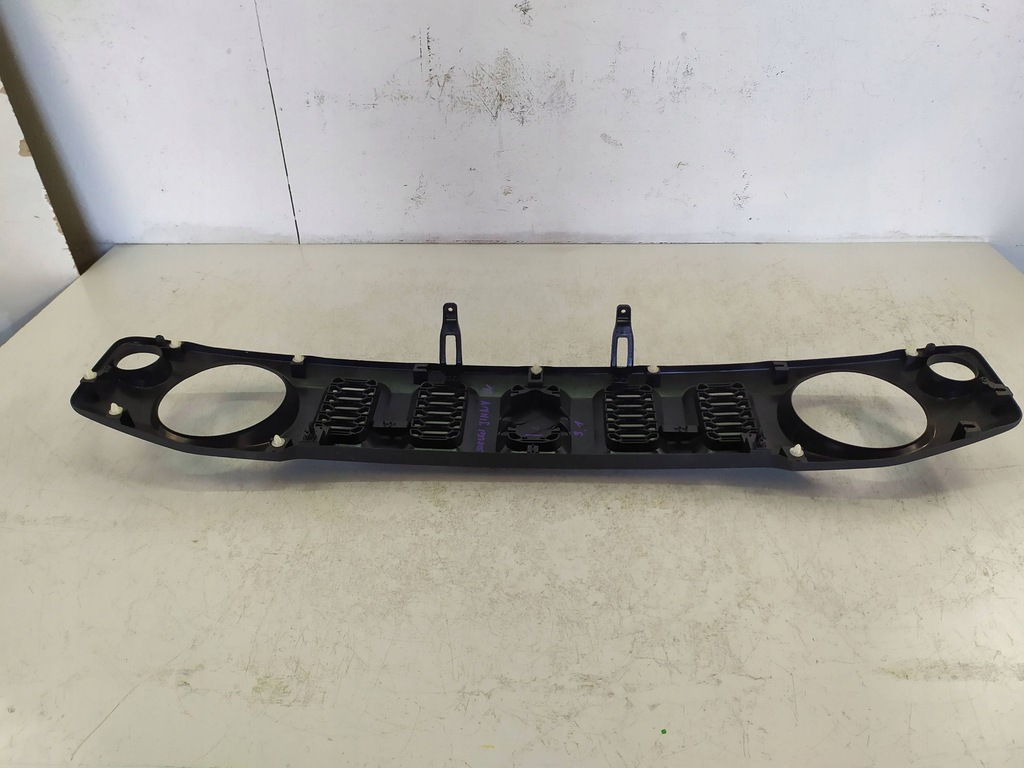 фото №8, Suzuki jimny решётка радиатора решётка радиатора бампер перед 7211178r0