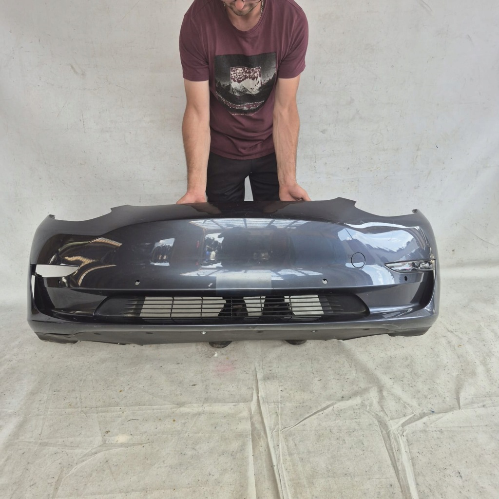 фото №1, Tesla model 3 17-23 бампер перед передний pdc