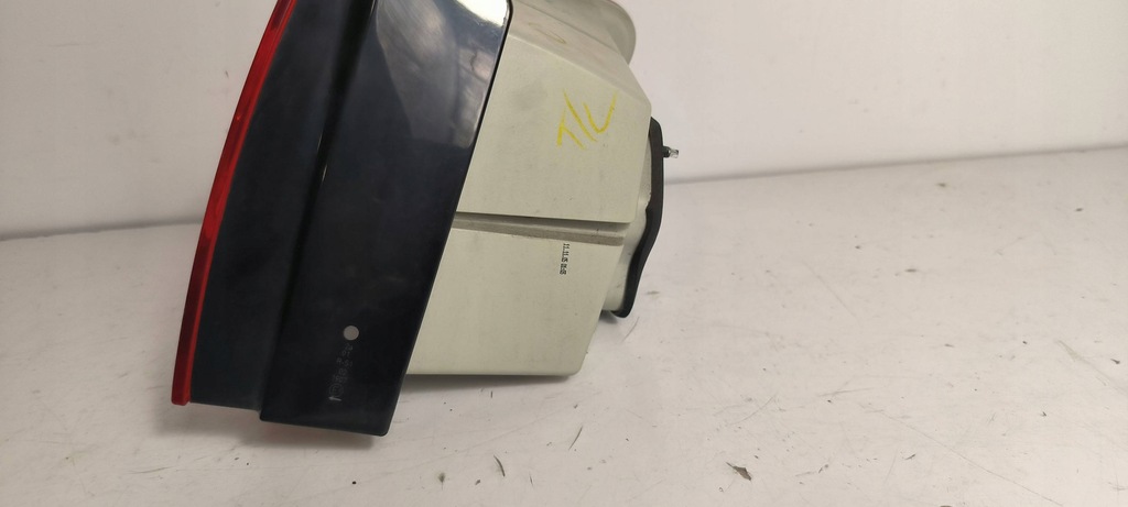 фото №6, Лампа левая задняя левый задняя vw jetta v 1k5945095g