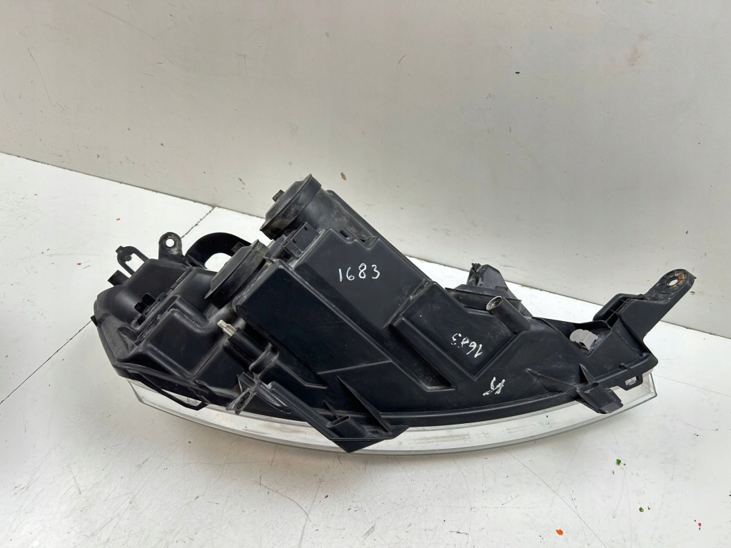 Citroen jumpy фара 89901161 Доставка