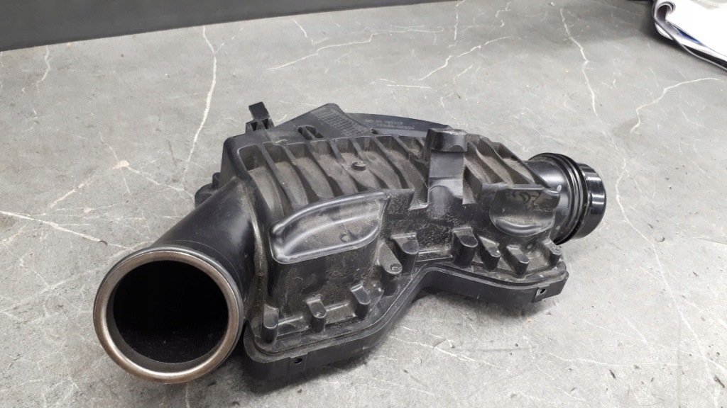 фото №1, 0112765f резонатор повітрозабірник повітря mercedes gls x166 350 cdi