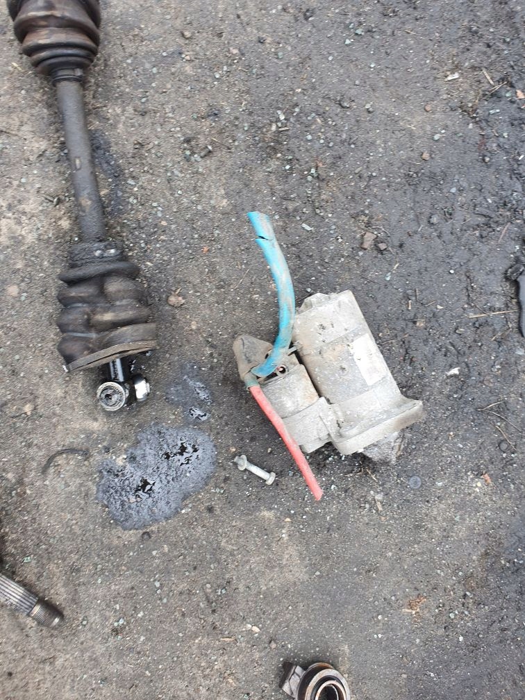 фото №9, Капот крышка czerwona fiat uno 1.1 benz 92-2000