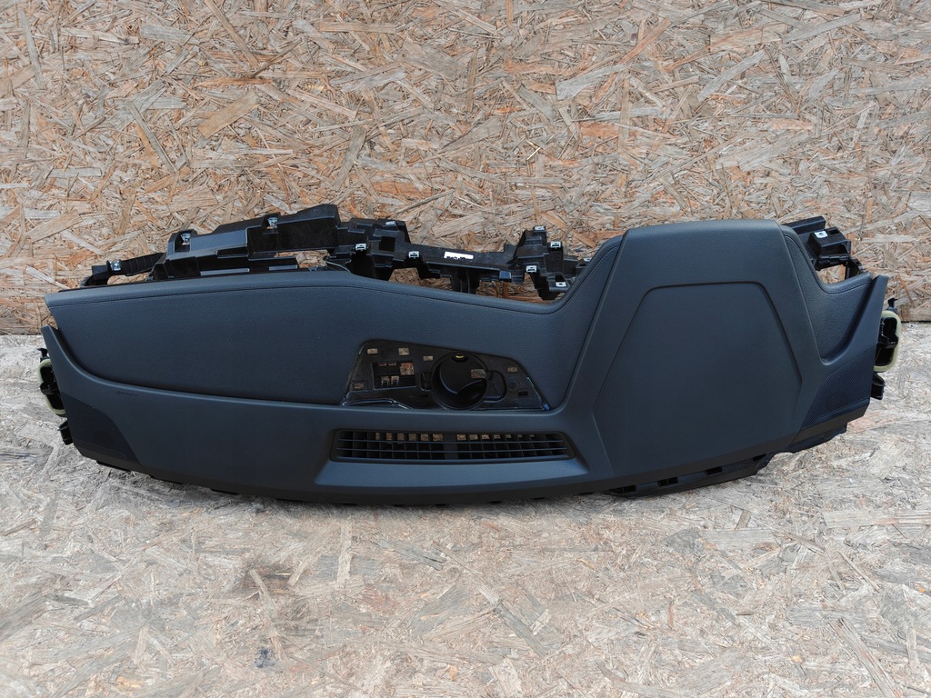 фото №14, Консоль панель приладів подушка безпеки ремені доводчик audi q8 etron 4ke 4kl857001e 4n0880201m