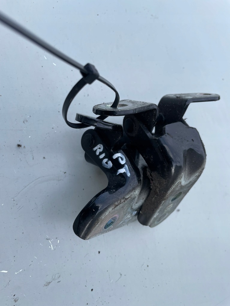 фото №1, Kia rio iv 17- петли дверь правый задняя