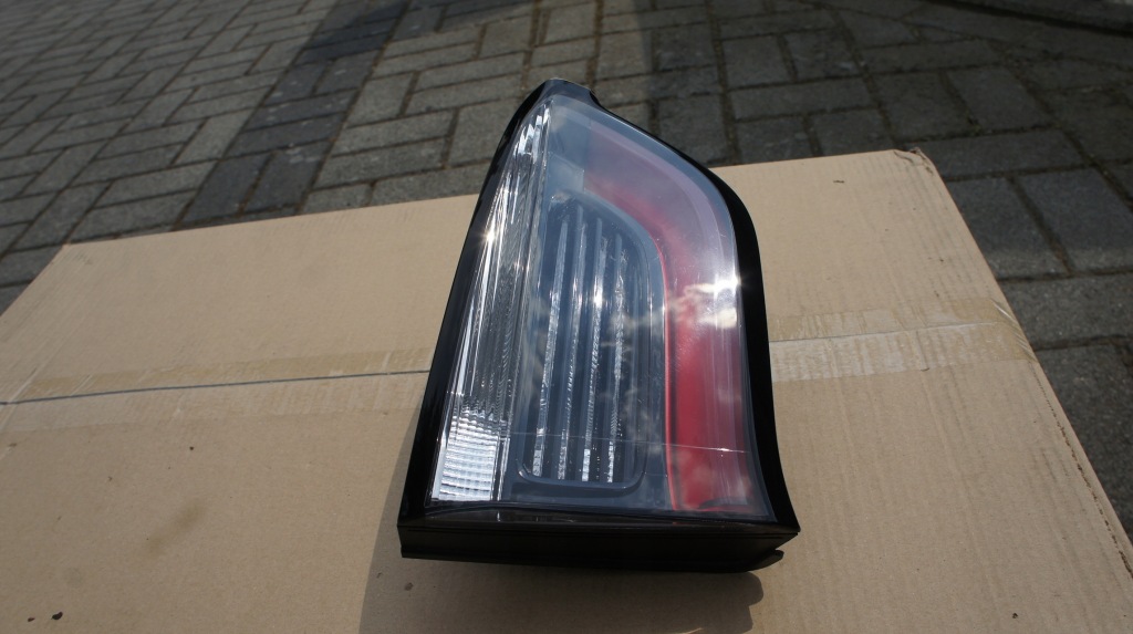 фото №8, Задня ліва лампа jeep compass ii