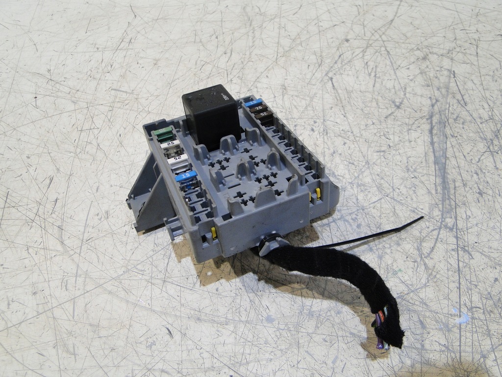 фото №1, Alfa romeo 159 1.9jtdm коробка предохранителей