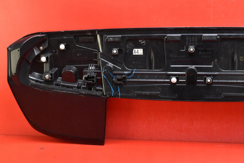 фото №9, Спойлер спойлер спойлер чёрный 76891-42010 toyota bz4x 22-