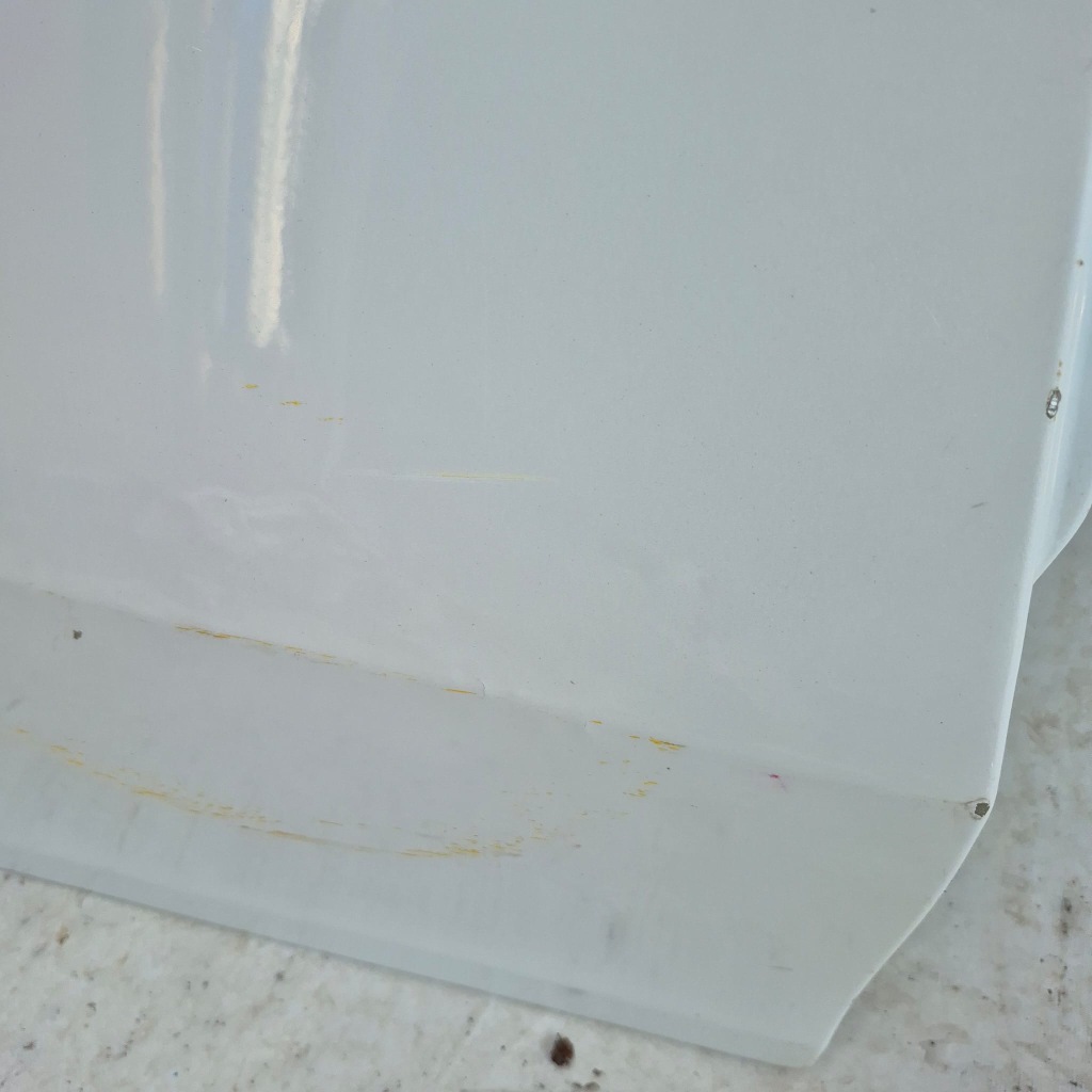 Tesla model y 20- дверь задняя задняя правое в Украине