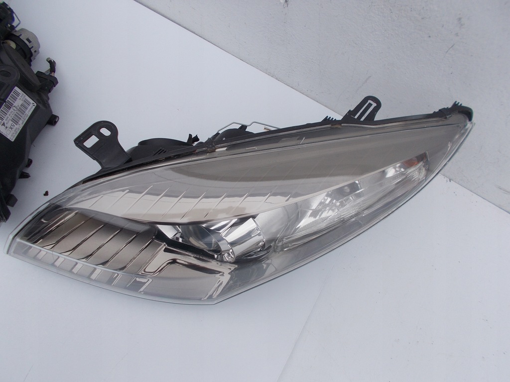 фото №12, Фара лампа перед renault megane iii 3 bi ксенон золотой 2szt europa