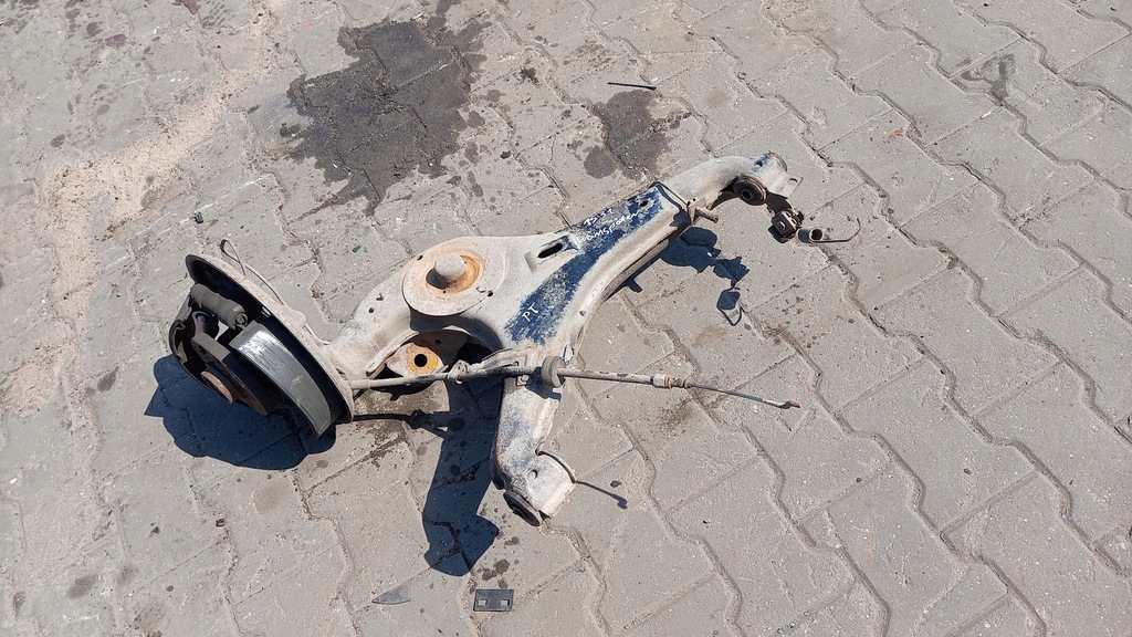 фото №5, Рычаг правый задняя vw transporter 95r