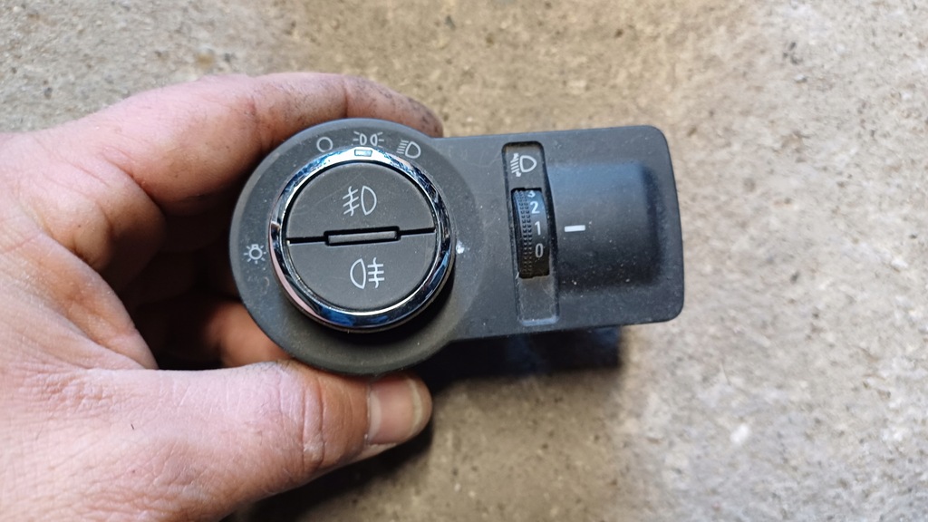 фото №1, Opel karl перемикач світло 95248617