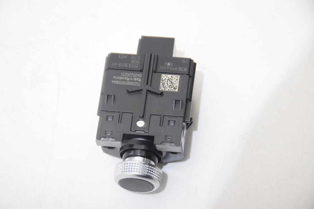 фото №4, Audi q3 ii 83a f3 sportback регулятор потенциометр радио аудио 22r - 18km