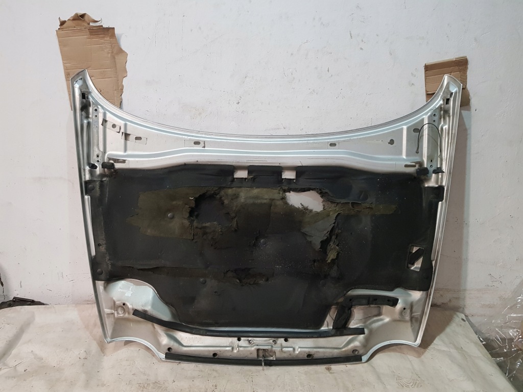 Капот кришка двигуна jeep cherokee kj європа  ps2 qs2 в Україні
