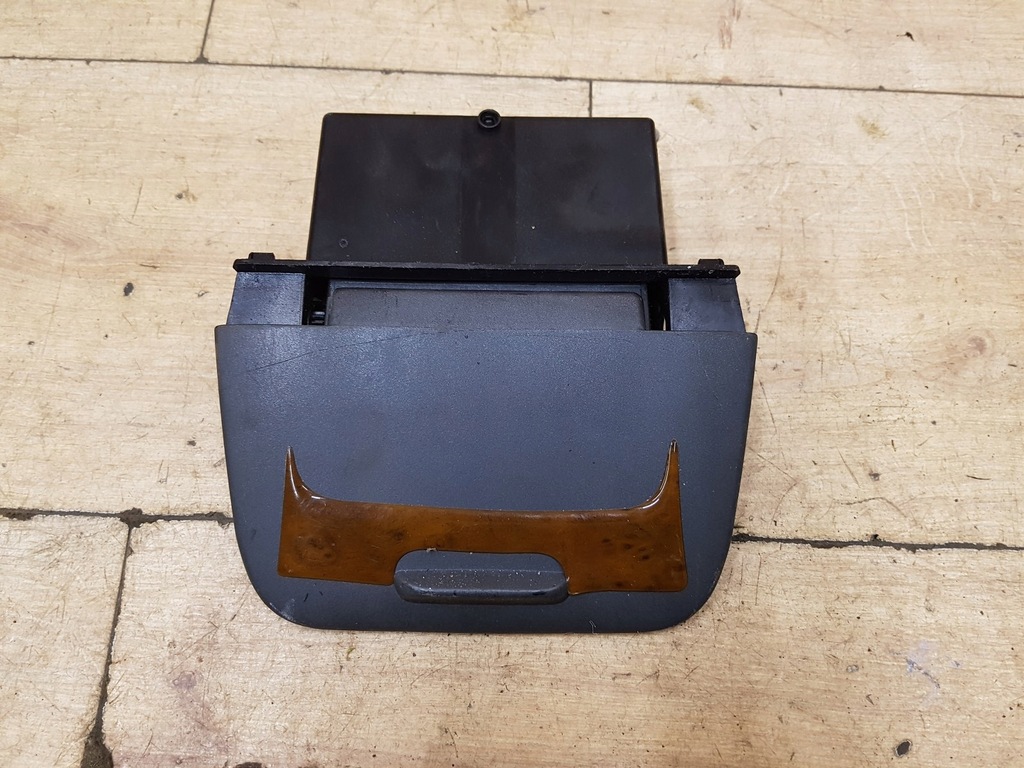 фото №1, Пепельница volvo v70 s70