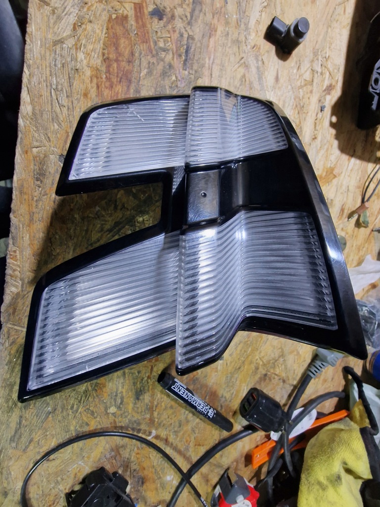 фото №1, Ford mustang mach-e лампа задня ліва led!