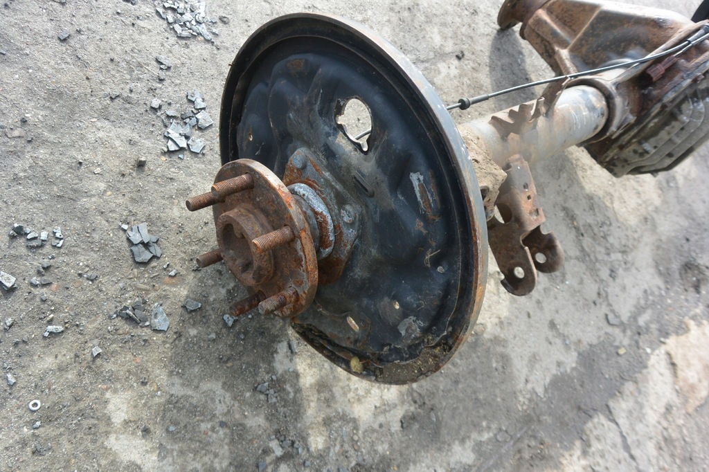 фото №8, Nissan navara d40 механическая коробка передач 4x4 pathfinder r51 2.5 dci мост задняя