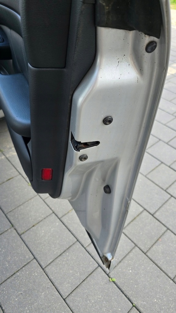 фото №7, Замок дверь задняя правый левый audi a6 c5 europa 1997-2004