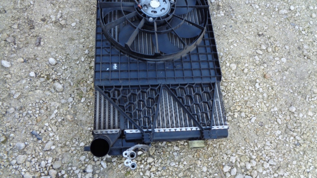 Audi a1 rapid fabia 2 polo 6r tdi комплект  радиатор с Разборки