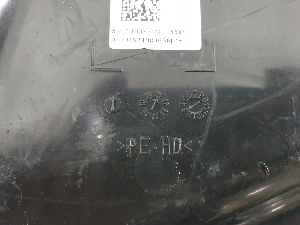 фото №9, Бак adblue насос vw golf vii 7 t-roc audi a3 8v0 5q0131877s 5q0131969e