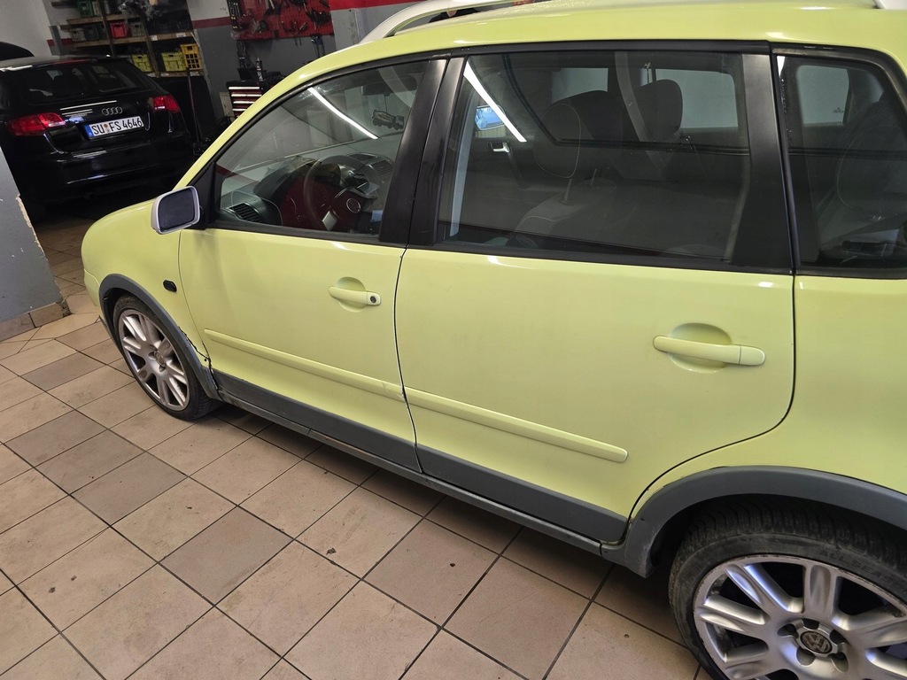 фото №13, Двері перед задня праве ліва vw polo cross 2002-2006 колір ll6j polo fun