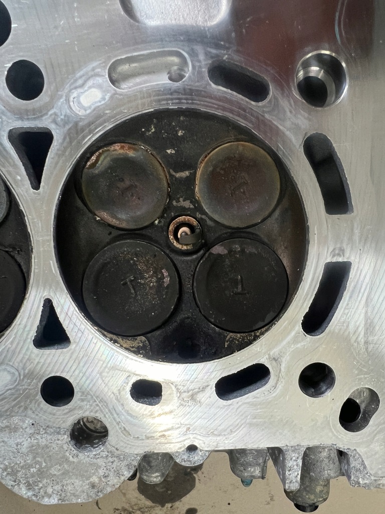 фото №12, Honda hr-v ii 1.5b l15b4 головка вали