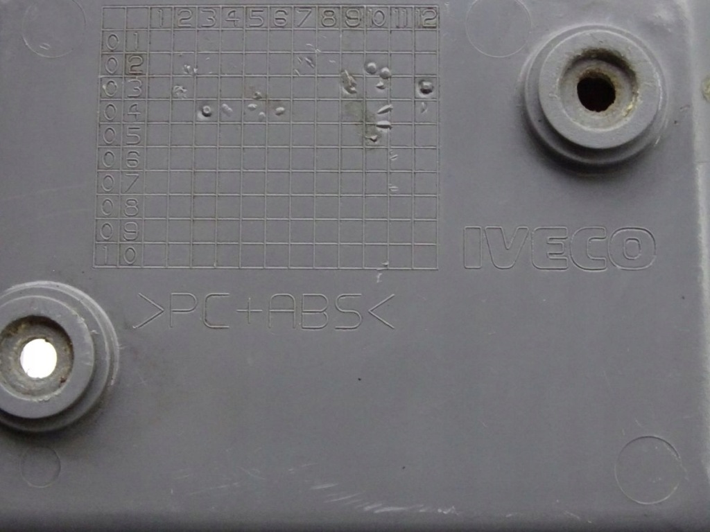 фото №3, Iveco stralis e3/4/5 бардачок