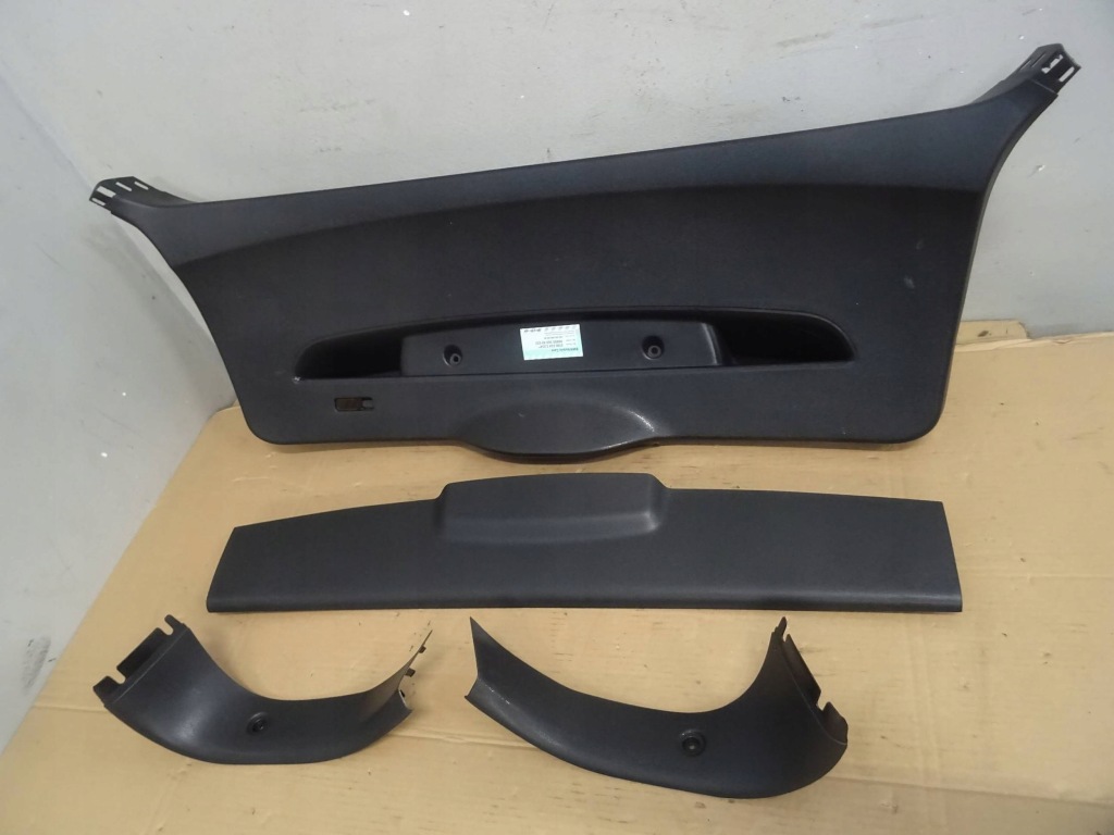 Купить Накладка крышки багажника bmw e81 3d hb nr106
