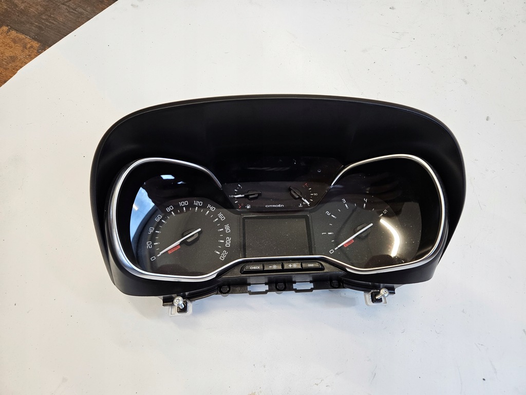 фото №1, Citroen c3 aircross 1.5 bluehdi 9822634680 счетчик