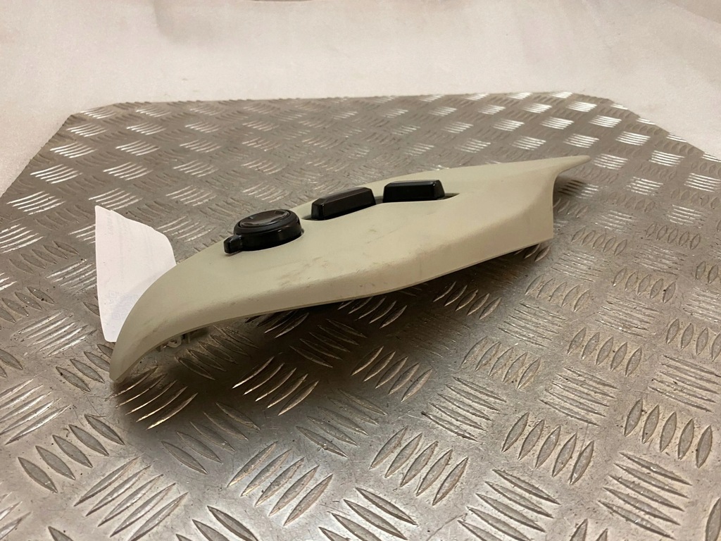 фото №11, Volvo xc90 2016 кнопки керування сидіння