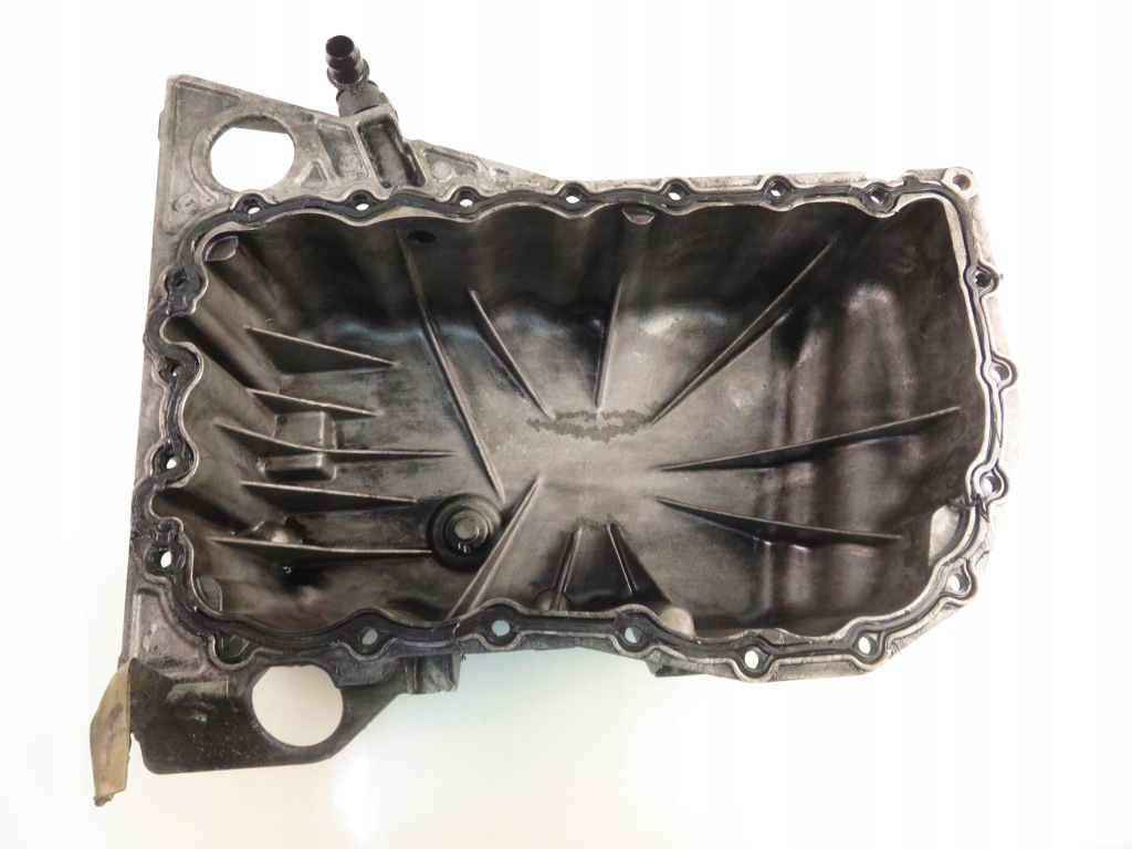 Купить Поддон масляная renault laguna 2 1.9 dci 8200477252