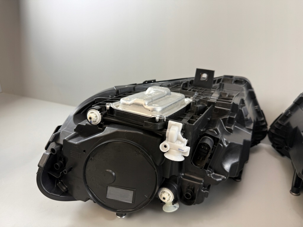 Mercedes 177 lift лампи права ліва led high performance повний модулі fv Зі Шроту