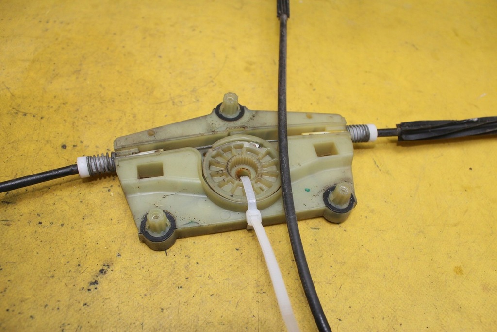 фото №6, Подъемник окон правый перед s6 c6