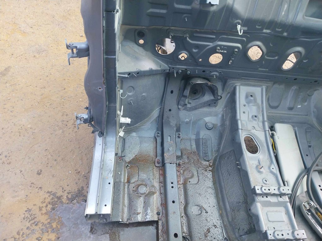 фото №3, Koleos i четверть перед левая лонжерон tekxb