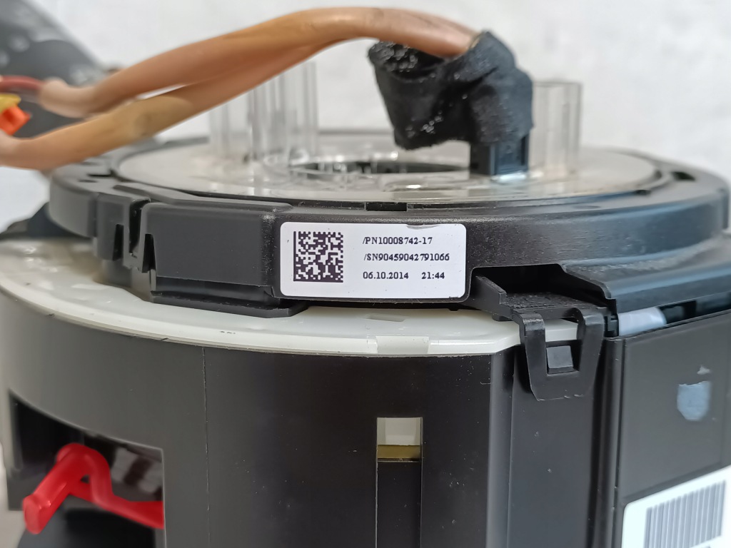 Купить Dodge durango 2014-2018 лента под руль датчик kąta поворота комплект