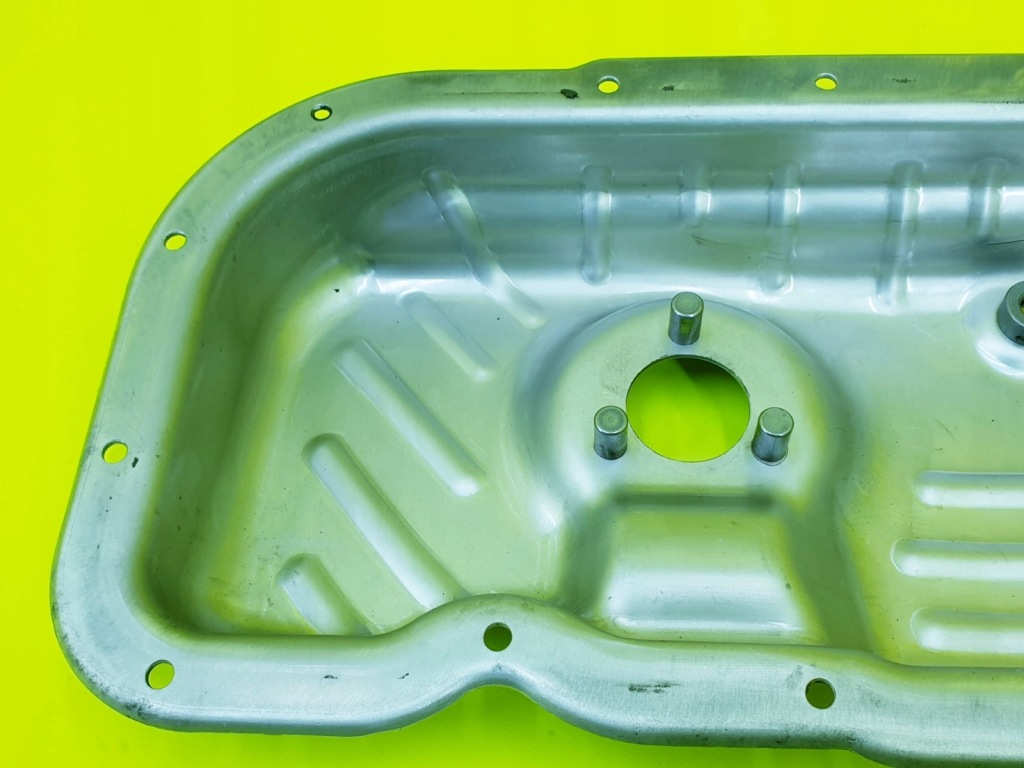 Поддон масляная нижняя a6 c7 a7 c7 q7 a8 d4 q5 3.0 tdi 059103602ae Оригинал