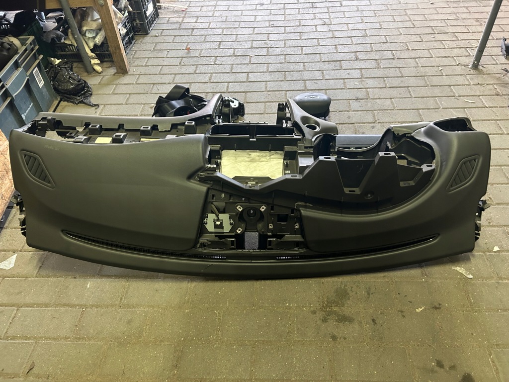 фото №7, Infiniti q30 панель приладів консоль подушка безпеки ремені оригінал