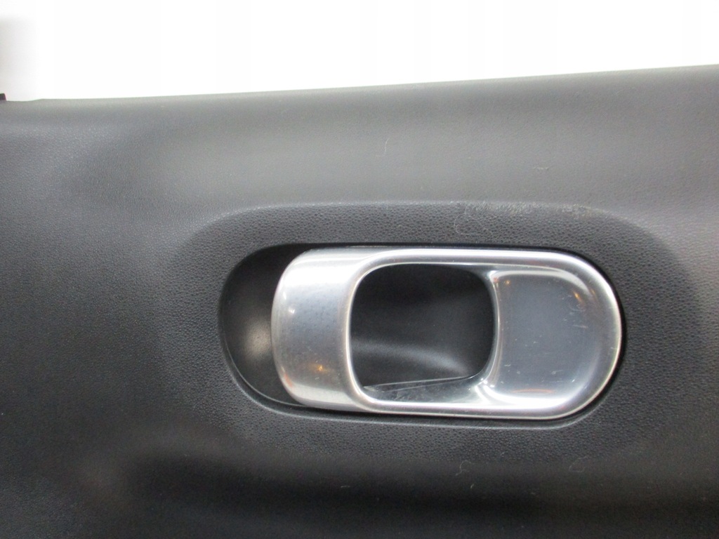 фото №4, | citroen c4 cactus обшивка дверь перед правый europ