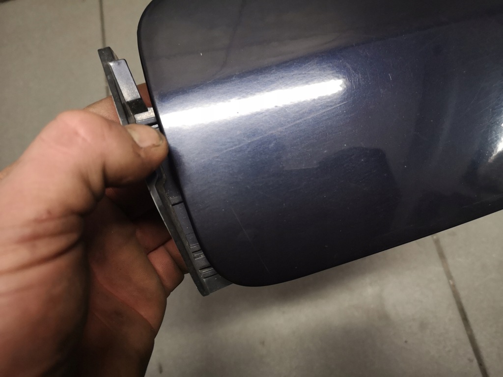 фото №5, Кришка заливної пального audi a8 d2 дизель lz5l