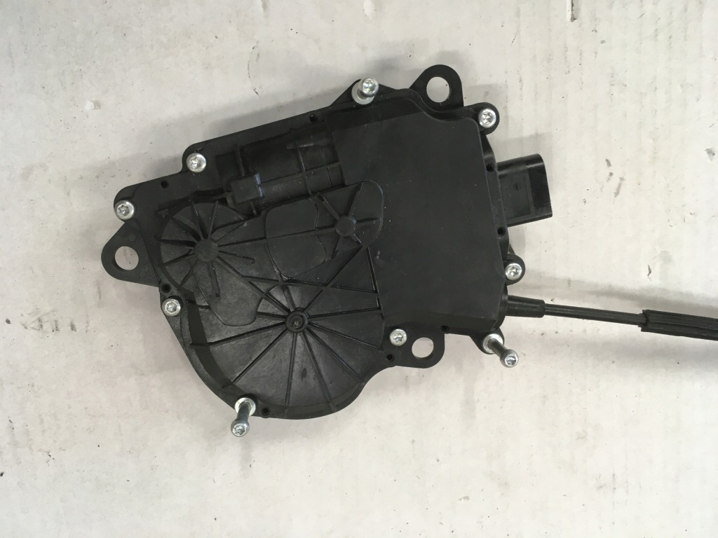 фото №3, Моторчик кришки maserati levante 670035621