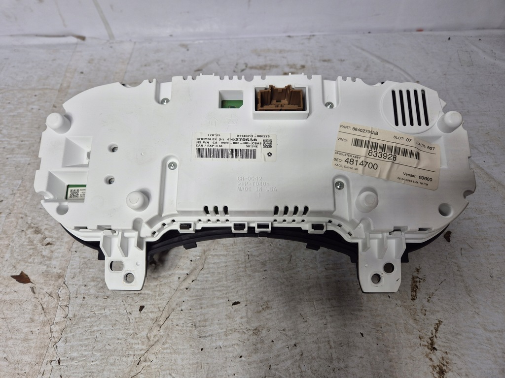 фото №8, Jeep grand cherokee wk2 19-22 счетчик приборы usa