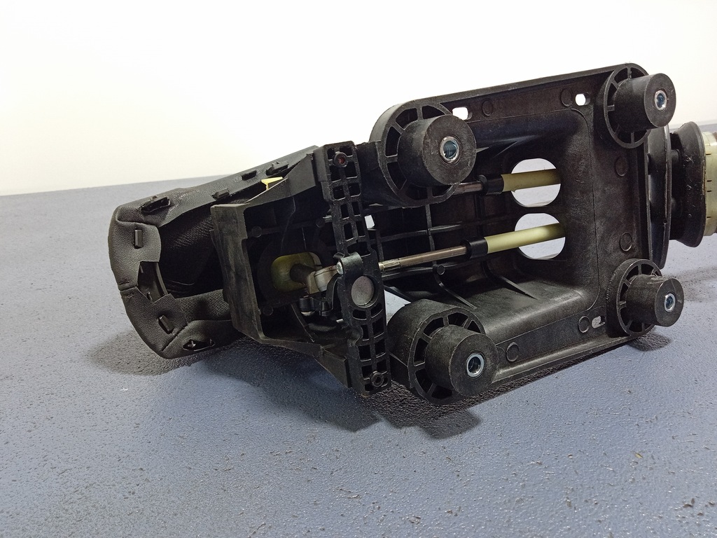 фото №8, Peugeot 208 i 1.4 hdi рычаг выборщик коробки